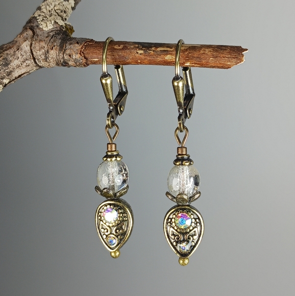 HAND CRAFTED Vintage Style Brass Crystal Dangle Drop Earrings - Picture 2 of 6